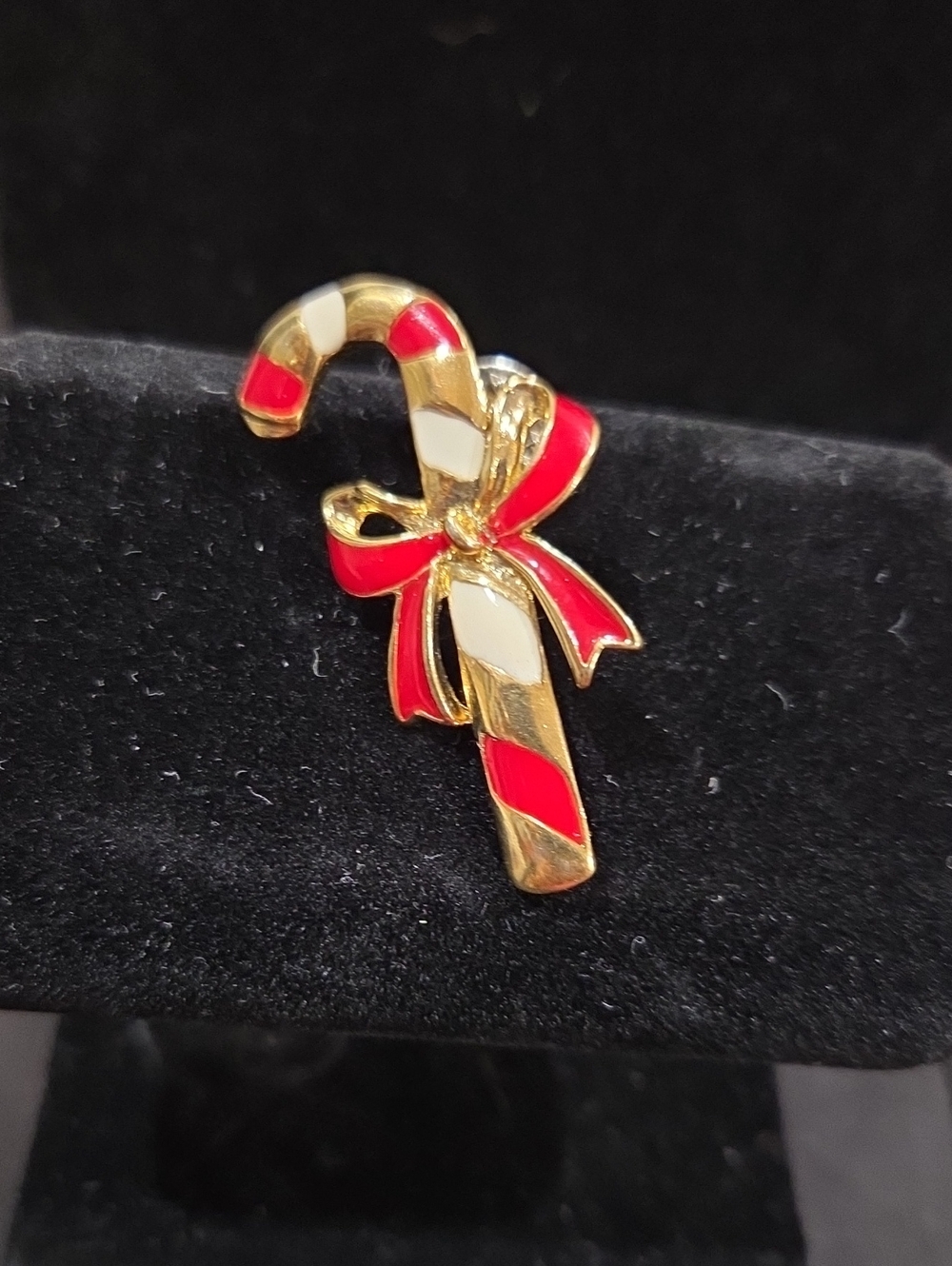 CANDY CANE TACK PIN